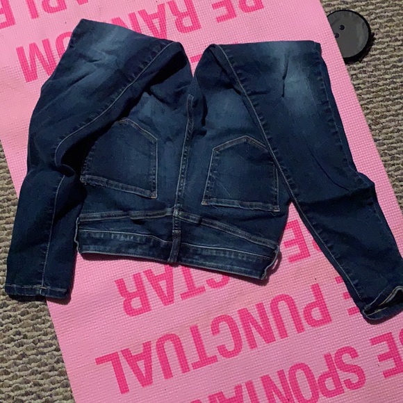 Dark blue jeans - Picture 2 of 2